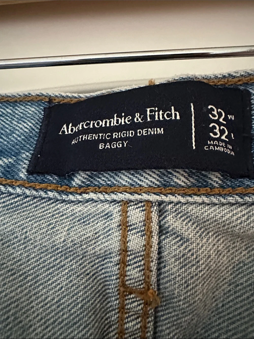 Abercrombie & Fitch Light Blue Relaxed Carpenter Jeans